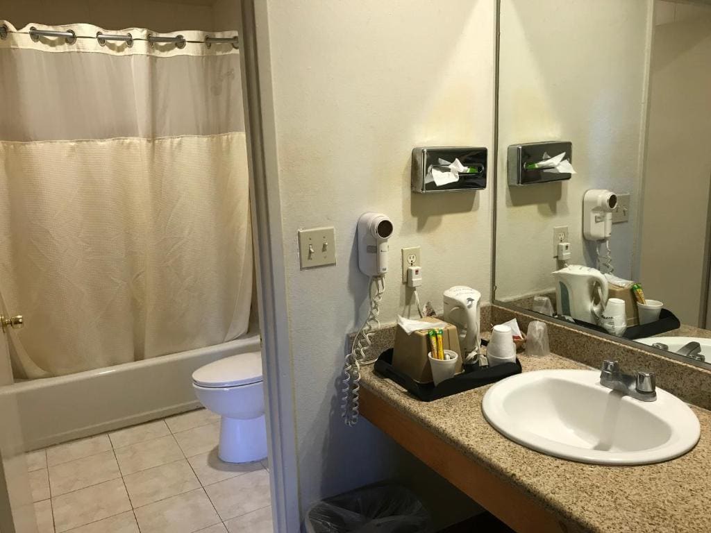 Best Inn Rosemead - View 7