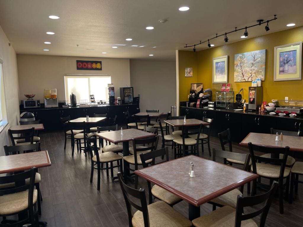 Best Western Plus Battleground Inn & Suites - View 5