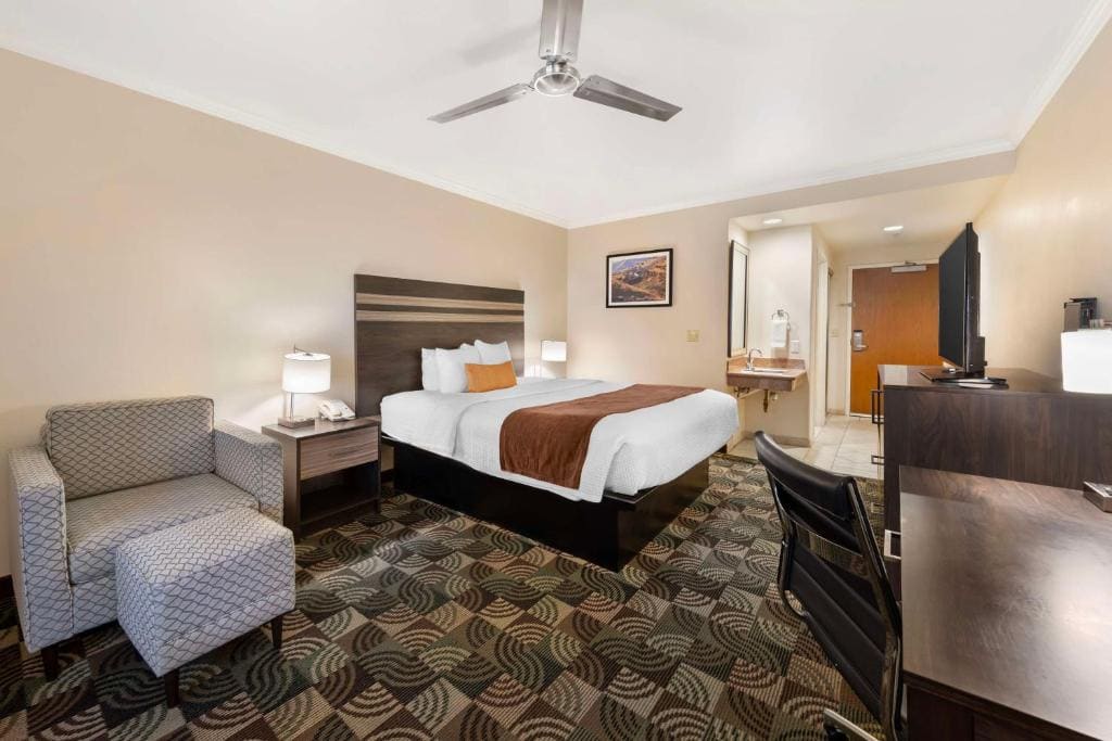 Best Western Plus Country Park Hotel - View 6