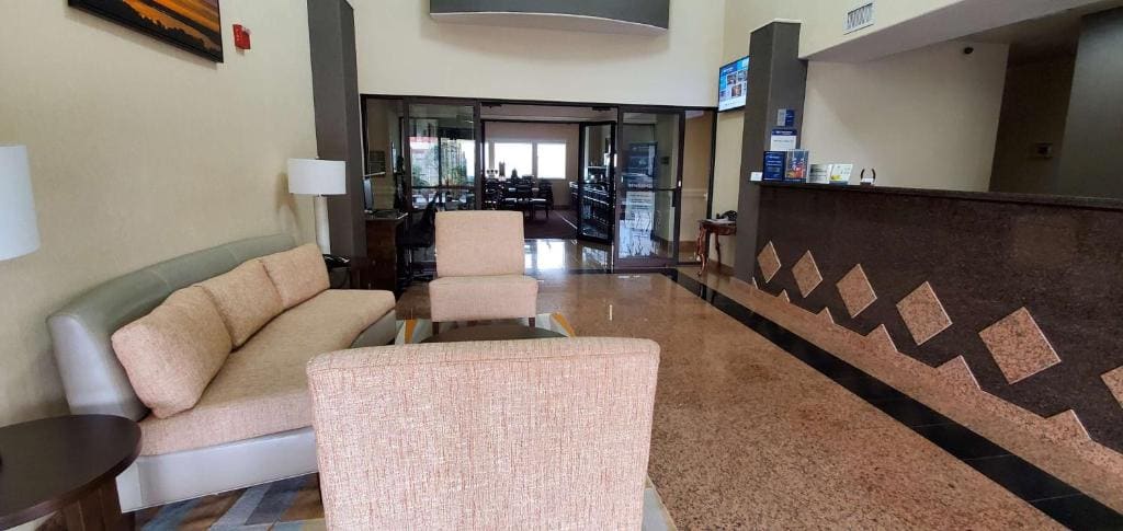 Best Western Executive Inn & Suites - View 7
