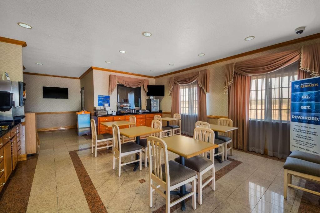 SureStay Hotel by Best Western Falfurrias - View 4