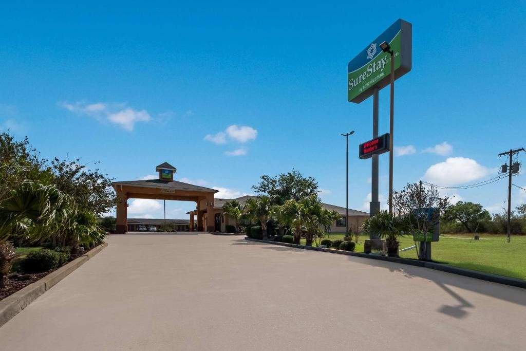 SureStay Hotel by Best Western Falfurrias - Main view