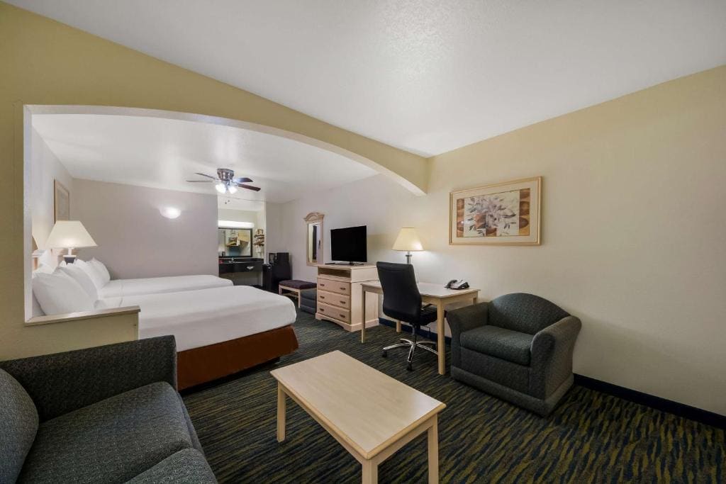 SureStay Hotel by Best Western Falfurrias - View 7
