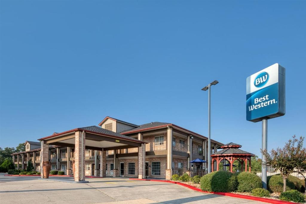 Best Western Lake Conroe Inn - View 5