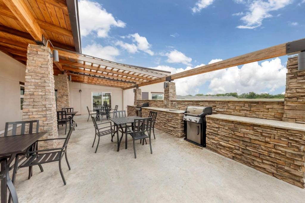 Best Western Plus Chickasha Inn - View 4
