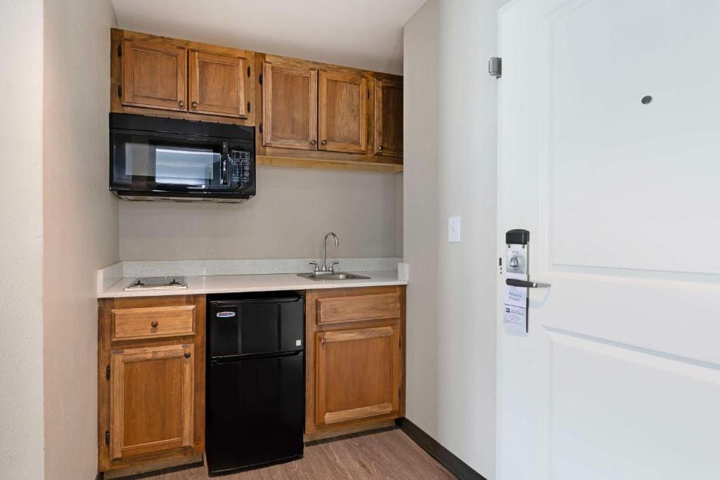 Best Western Plus Executive Residency Marion - View 7