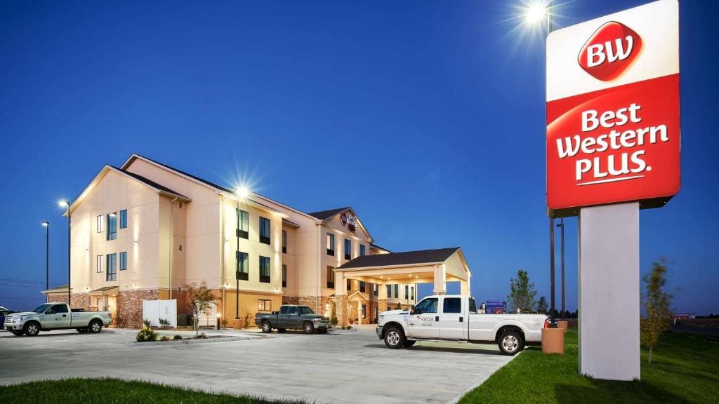 Best Western Plus Stevens County Inn - View 4