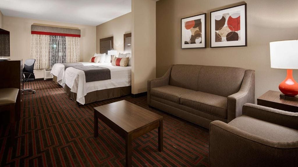 Best Western Plus Stevens County Inn - View 7