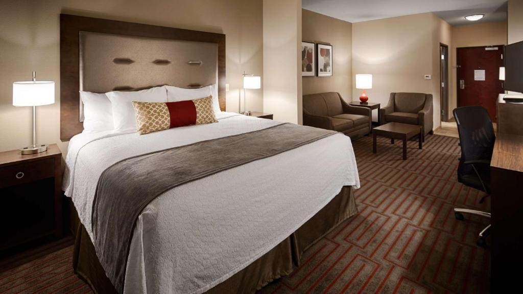 Best Western Plus Stevens County Inn - View 6