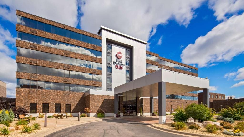 Best Western Plus Kelly Inn - Main view