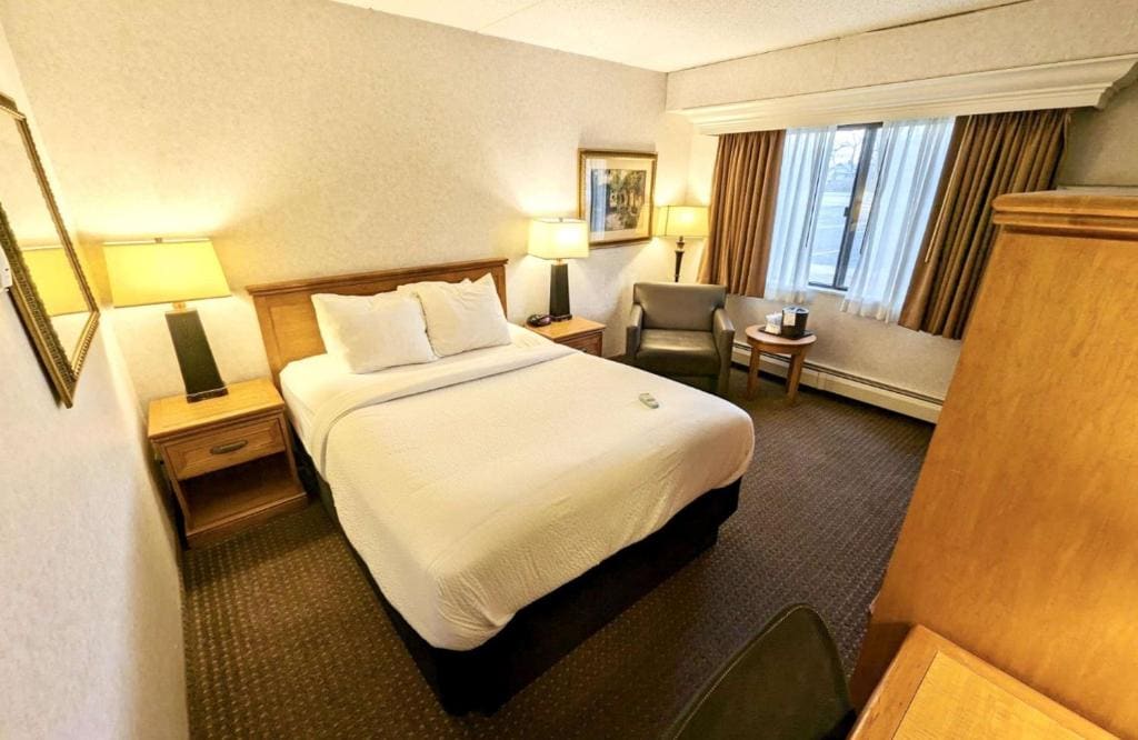 Best Western Plus Kelly Inn - View 2