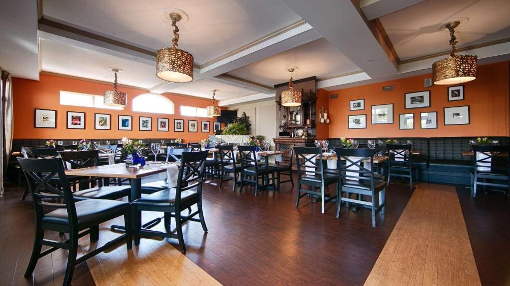 Best Western Plus Mentor-Cleveland Northeast - View 3