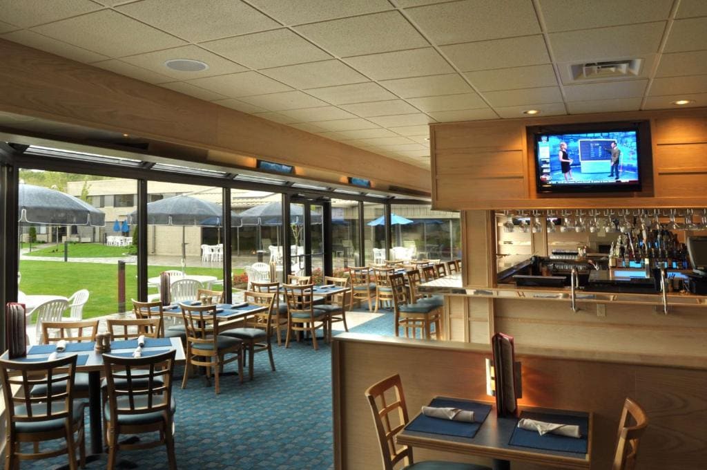 Best Western Plus University Inn - View 3