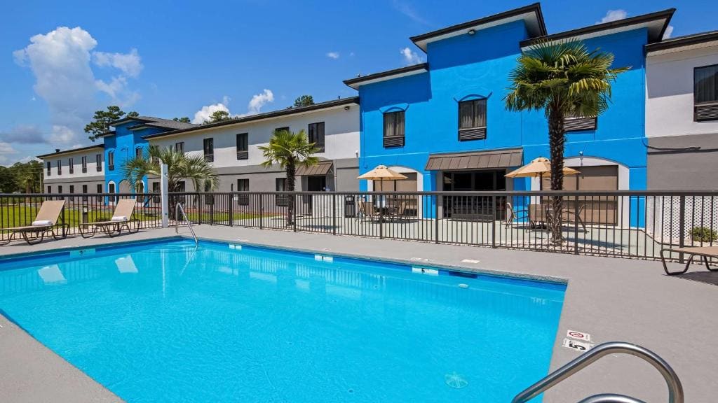 Best Western Shallotte / Ocean Isle Beach Hotel - View 4