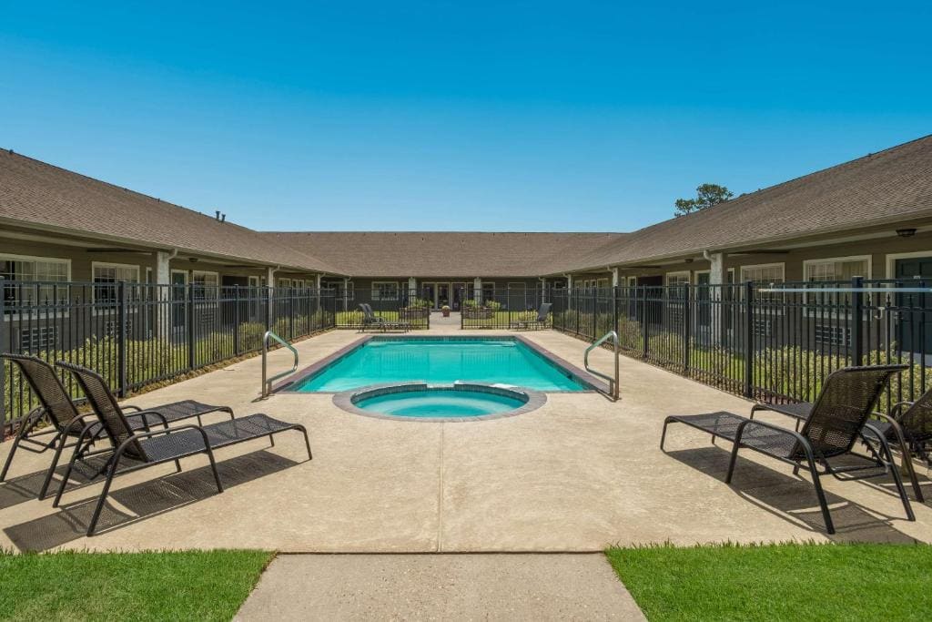 SureStay Hotel by Best Western Leesville - View 4