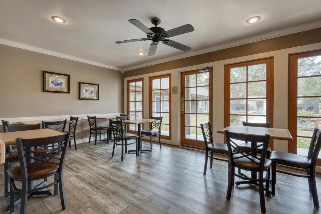 SureStay Hotel by Best Western Leesville - View 5