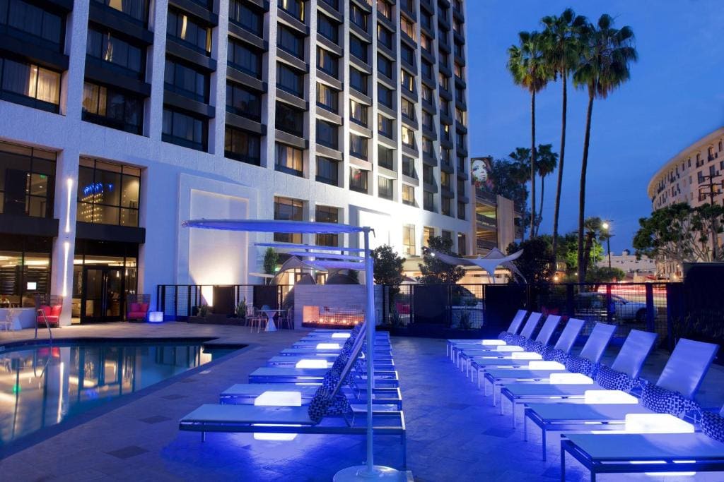 Beverly Hills Marriott - View 4