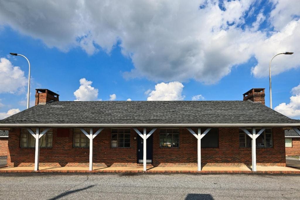 Budget Inn and Suites Mount Ephraim - View 6