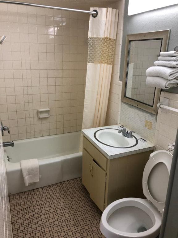 Budget inn - View 3