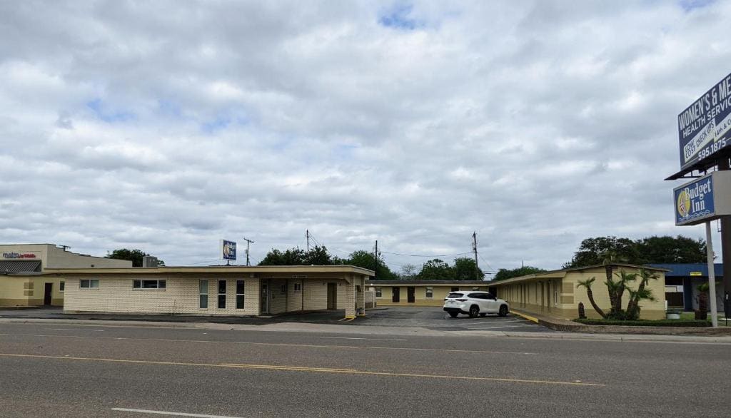 Budget inn - Main view
