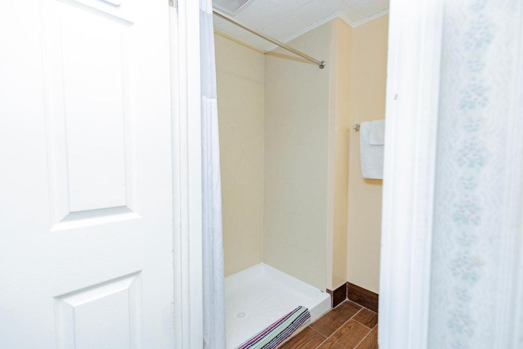 Budget Inn Columbus - View 5