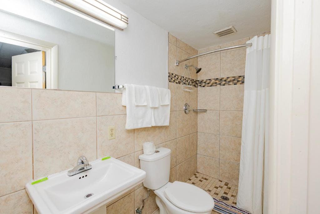 Budget Inn Columbus - View 4