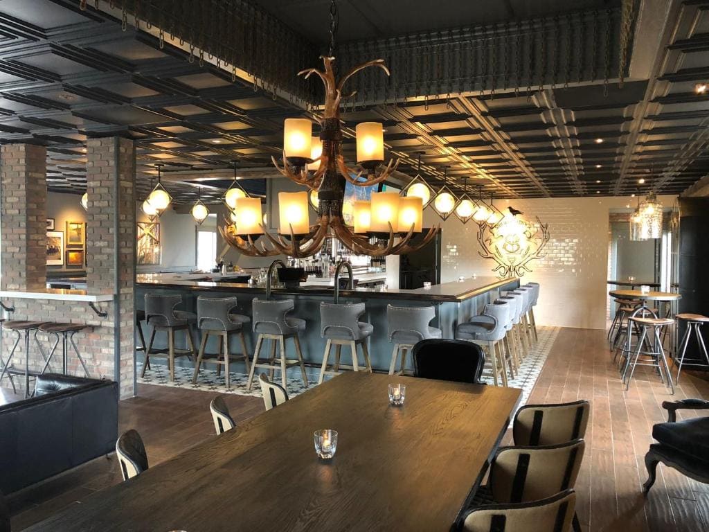 Sideways Inn - View 4