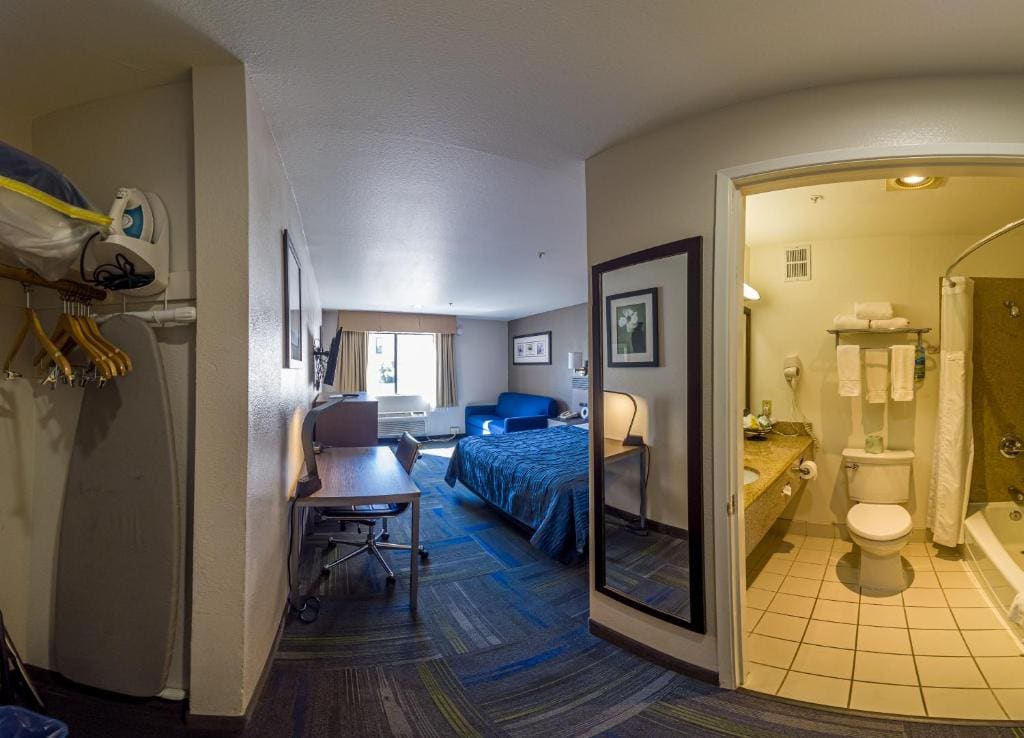 Buena Vista Motor Inn - View 7