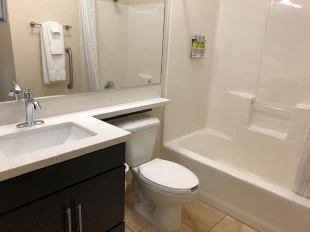 Candlewood Suites Fort Wayne - NW by IHG - View 4