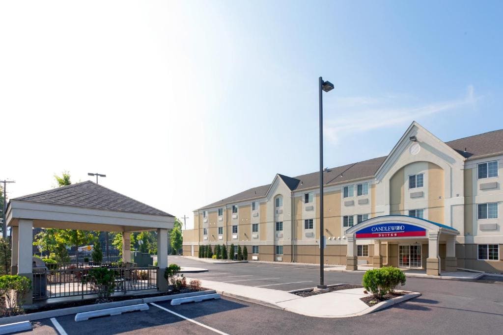 Candlewood Suites Secaucus by IHG - Main view