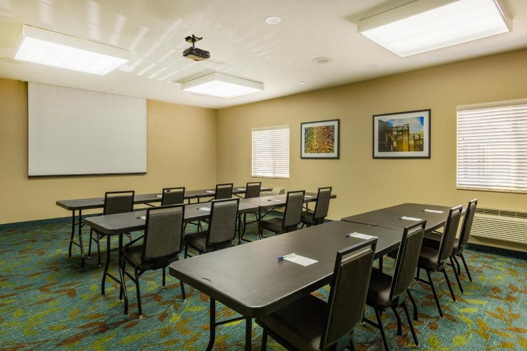 Candlewood Suites Springfield-Medical District by IHG - View 4