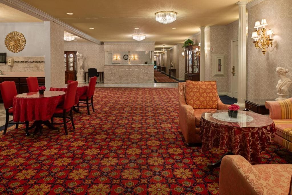 Carlyle Hotel - View 3