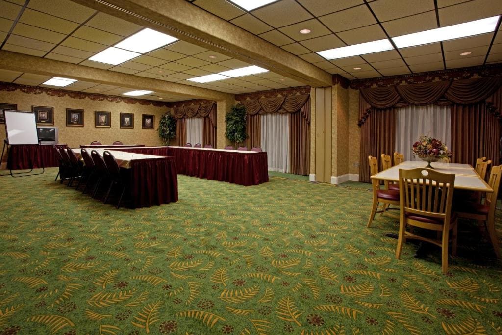Moncks Corner Inn - View 3