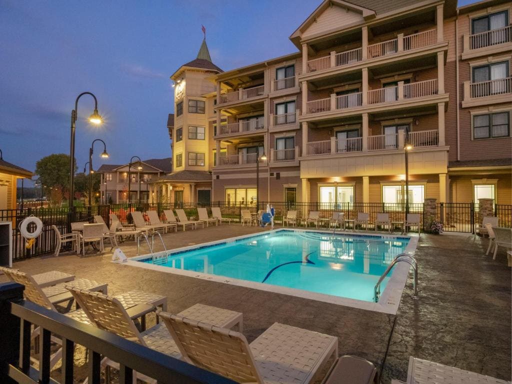 Chautauqua Harbor Hotel - Jamestown - View 3