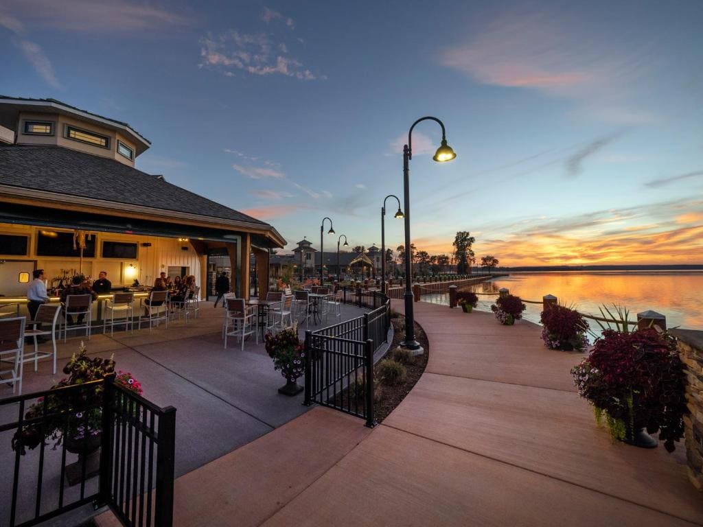 Chautauqua Harbor Hotel - Jamestown - View 6