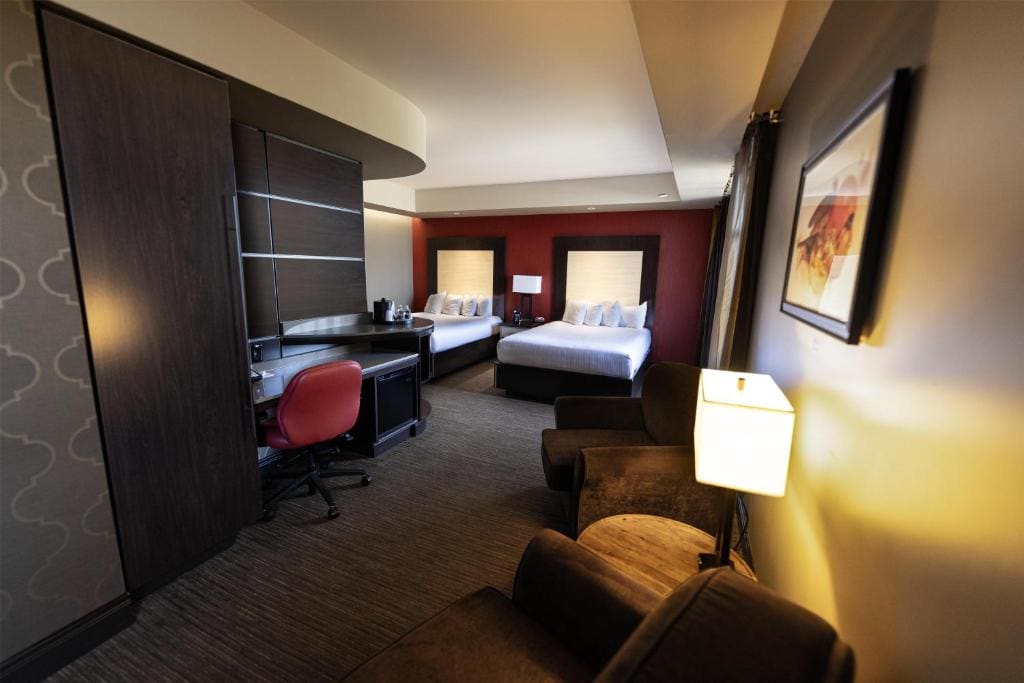 Cherokee Casino Hotel Roland - View 2