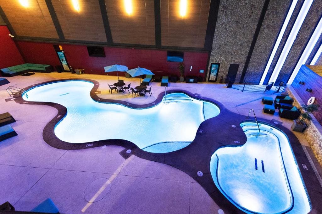 Cherokee Casino Hotel Roland - View 6