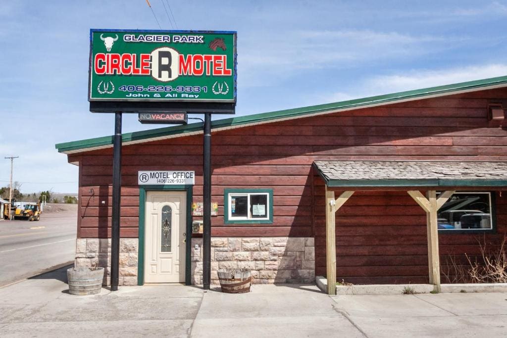 Circle R Motel - View 5