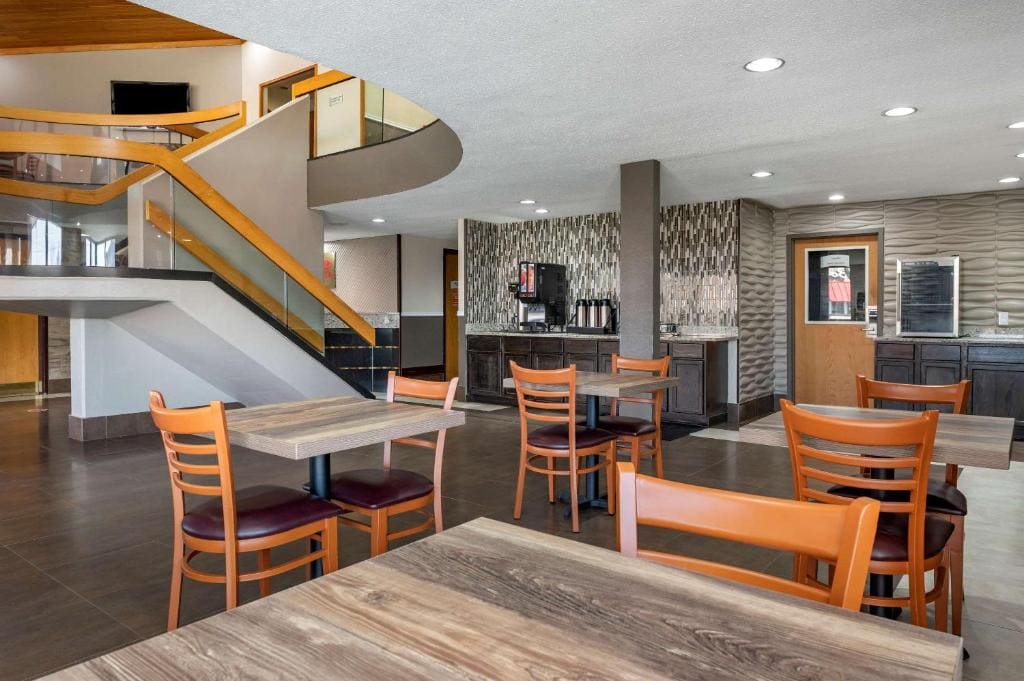 Econo Lodge Lafayette near University - View 5