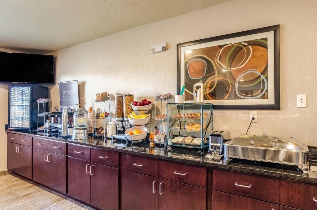 Cobblestone Inn & Suites - Bridgeport - View 5