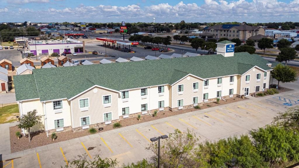 Cobblestone Inn & Suites - Big Lake - View 7
