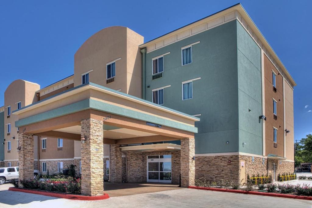 Comfort Inn & Suites Fort Worth West I-30 NAS JRB - View 2