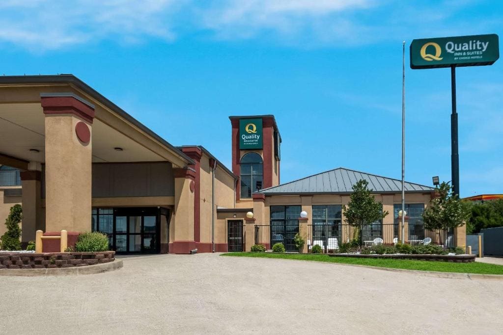 Quality Inn & Suites Oklahoma City North - Main view