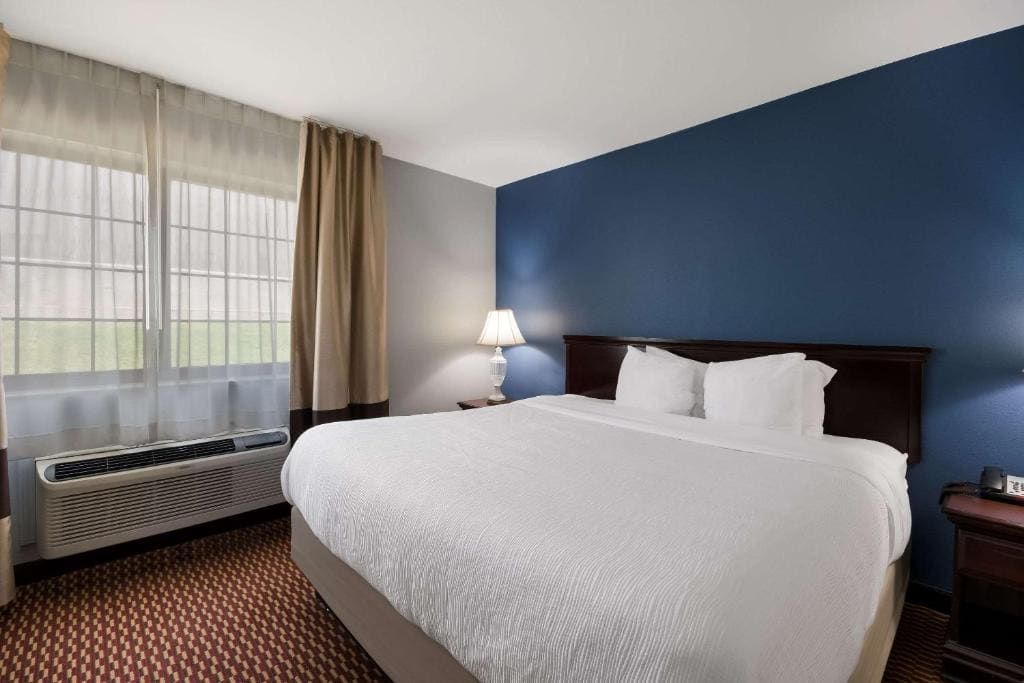 Quality Inn & Suites Oklahoma City North - View 7