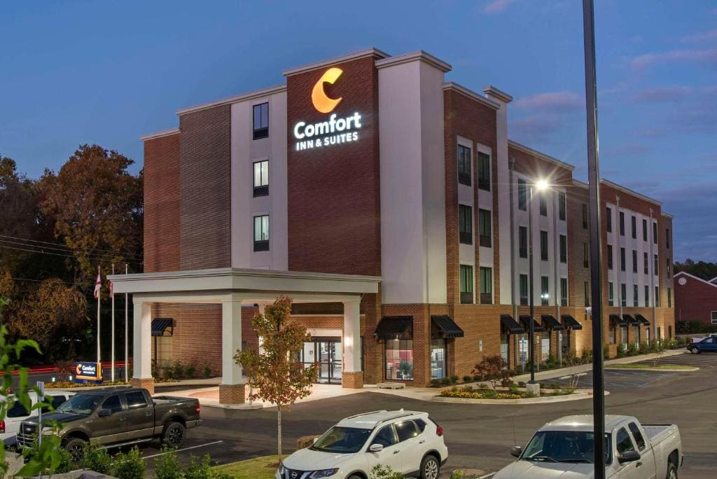 Comfort Inn & Suites Downtown near University - Main view