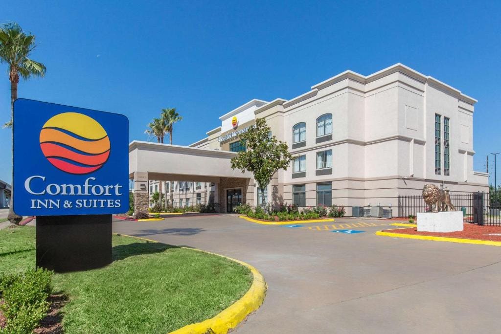 Comfort Inn & Suites SW Houston Sugarland - View 5