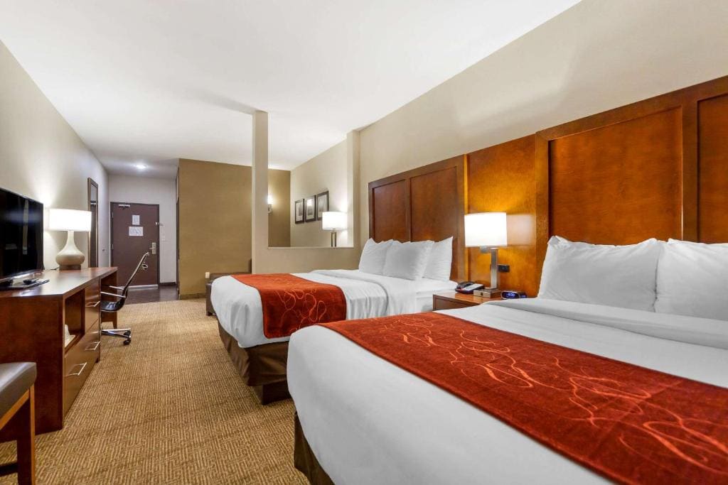Comfort Suites - View 2