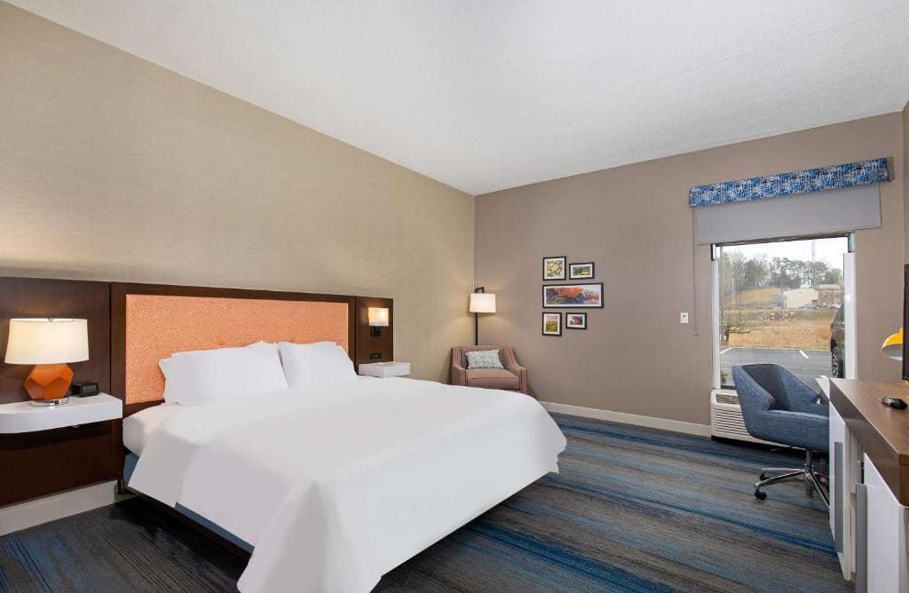 Hampton Inn Corbin - View 2