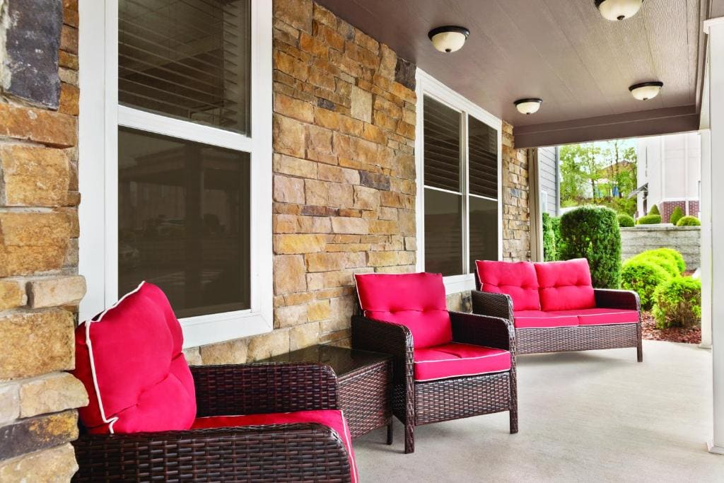 Country Inn & Suites by Radisson, Wytheville, VA - View 4