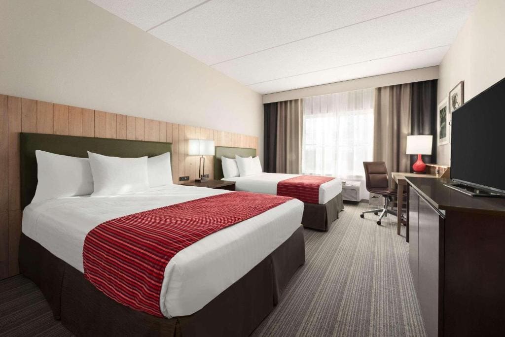 Country Inn & Suites by Radisson, Duluth North, MN - View 7